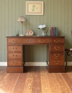 アンティーク家具  1970年代のアンティーク デスク