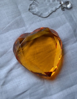 アンティーク雑貨 ペーパーウェイト(ハート・オレンジ)