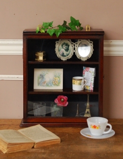 アンティーク家具 1930年代のアンティーク キャビネット