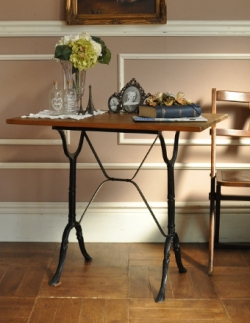 アンティーク家具 1940年代のアンティークパブテーブル