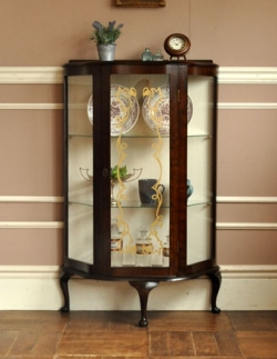 アンティーク家具 1960年代のアンティーク ガラスキャビネット