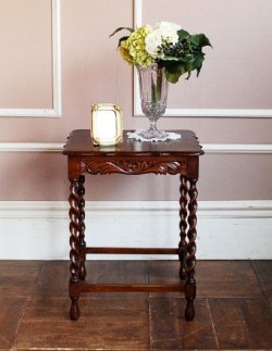 アンティーク家具  1930年代のアンティーク オケージョナル テーブル