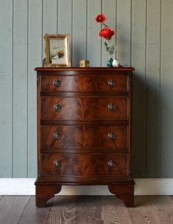 アンティーク家具  1940年代のアンティーク チェスト