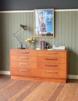 アンティーク家具 アンティークのチェスト チーク材のカッコいいヴィンテージ家具、G-PLANのチェスト(サイドボード)