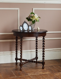 アンティーク家具 オケージョナルテーブル 英国のアンティーク家具、オケージョナルテーブル（簡易テーブル）
