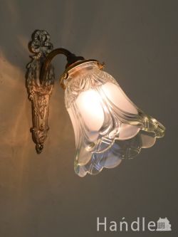 照明おしゃれ ウォールライト・ウォールランプ リボンの装飾がかわいいフランスのアンティークウォールブラケット（Ｅ17シャンデリア球・ギャラリーA付き）