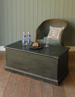 アンティーク家具  アンティーク ブランケットボックス（ダークグリーン）