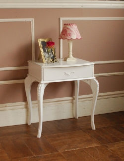 アンティーク家具  アンティークのフレンチインテリア、真っ白なナイトテーブル