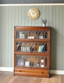 アンティーク家具 アンティークのキャビネット グローブ・ヴェルニッケ社のアンティーク家具、スタッキングブックケース（本棚）