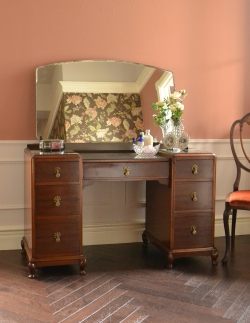 アンティーク家具 アンティークのドレッサー 大きなミラーと引き出し収納、英国のアンティーク家具のドレッシングテーブル