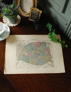 アンティーク雑貨  1940年代のアンティーク 地図（パリ）