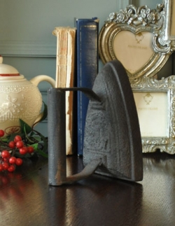 アンティーク雑貨 アンティークカトラリー イギリスの雑貨、アンティークのアイアン製（鉄）アイロン