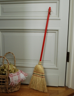 アンティーク家具  ステッチが可愛い麦わらのホウキ（Ｓ）