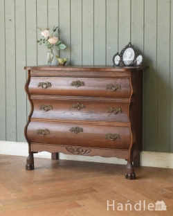 アンティーク家具 アンティークのチェスト 優雅なフォルムのフレンチアンティーク家具、小ぶりな３段チェスト（コモード）