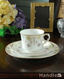 アンティーク雑貨 アンティーク食器 黄色のリボンが可愛らしいイギリスのアンティークカップ＆ソーサー(トリオ)