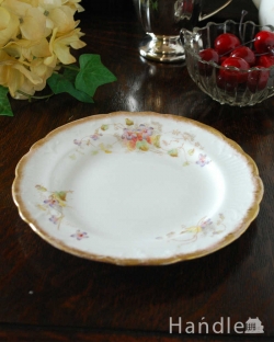 アンティーク雑貨 アンティーク食器 イギリス輸入のお花がプリントされたアンティークプレート(ケーキ皿)