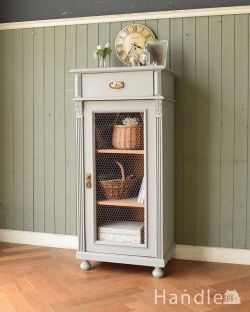 アンティーク家具 アンティークのキャビネット グレーペイントの大人可愛いアンティーク家具、グリアージュキャビネット