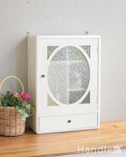 アンティーク家具 ウォールキャビネット フランス輸入のペイントアンティーク家具、扉が素敵なスモールキャビネット