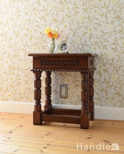 アンティーク家具 おしゃれサイドテーブル サイドテーブルとしても使える豪華なアンティーク家具、フランス輸入のソーイングボックス