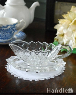 アンティーク雑貨 サラダボウル アンティーク ダイヤカットが散りばめられたプレスドグラス、トレー付きのソースボート