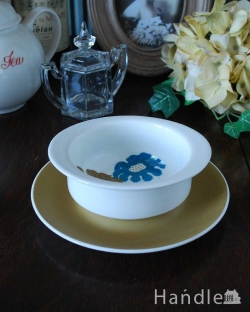 アンティーク雑貨 アンティーク食器 色使いがお洒落なWedgwood、スージークーパーデザインのソースディッシュ( ソースボート)