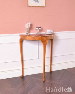 アンティーク家具 アンティークのテーブル ハーフムーン型のコンソールテーブル、ウォルナット材の英国アンティーク家具