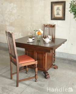 アンティーク家具 アンティークのテーブル 便利な収納つき！めずらしいデザインのアンティークドローリーフテーブル