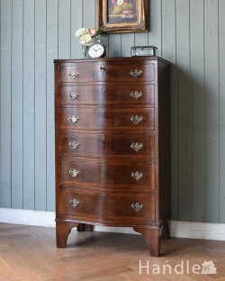 アンティーク家具 アンティークのチェスト 滑らかなウォルナット材の木目が美しいアンティークのチェストオブドロワーズ（６段）