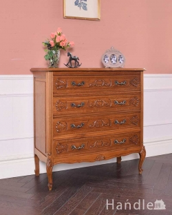 アンティーク家具 アンティークのチェスト フレンチスタイルの優雅なアンティーク家具、４段チェスト