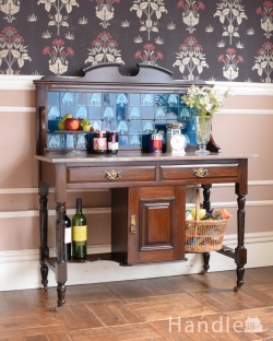 アンティーク家具 アンティークのキャビネット 天然石を天板に使用した贅沢なアンティーク家具、ブルータイル入りのウォッシュハンドスタンド