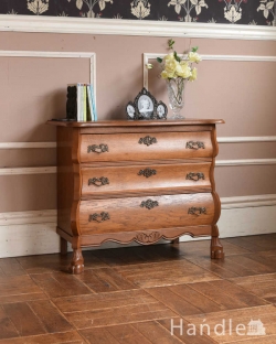 アンティーク家具 アンティークのチェスト フランス輸入のアンティーク家具、オーク材の３段チェスト（コモード）
