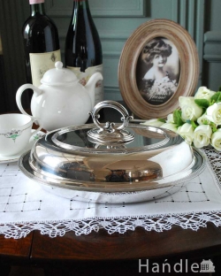 アンティーク雑貨  英国アンティークのシルバープレート、フタ付きの銀器トレイ