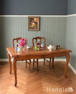 アンティーク家具 アンティークのテーブル 美しいパーケット柄が魅力のアンティーク家具、ドローリーフテーブル（伸張式ダイニングテーブル）
