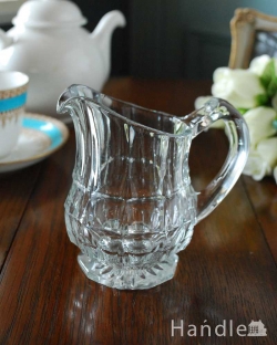 アンティーク雑貨 アンティーク花瓶 ミニサイズでキラキラ光るガラスピッチャー、アンティークのプレスドグラス