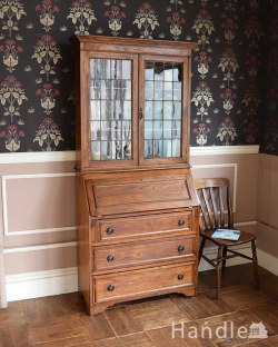 アンティーク家具 ビューロー 英国のアンティーク家具、ステンドグラス入りのビューローブックケース