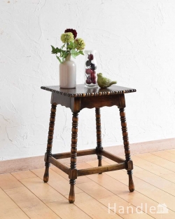 アンティーク家具 アンティークのテーブル 英国スタイルのアンティーク家具、小さくて使いやすいアンティークのコーヒーテーブル