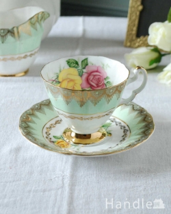 アンティーク雑貨 アンティーク食器 ピンクとイエローの薔薇×金彩が美しいイギリスで見つけたアンティークカップ＆ソーサー