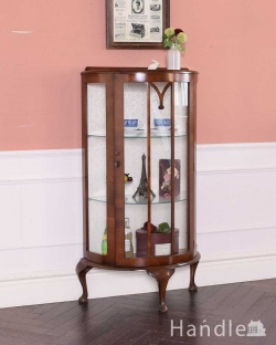 アンティーク家具 アンティークのキャビネット ウォルナット材を使ったイギリス家具、上品なアンティークのガラスキャビネット