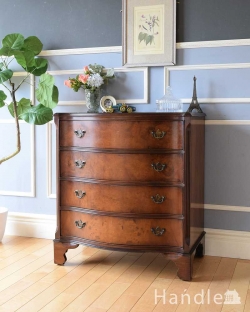 アンティーク家具 アンティークのチェスト クラシックなアンティーク英国家具、4段タイプのマホガニー材チェスト