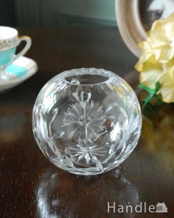 アンティーク雑貨 アンティーク花瓶 アンティークプレスドグラス、お花が咲いた可愛いガラスボール（花器）