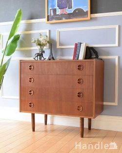 アンティーク家具 アンティークのチェスト 北欧スタイルのシンプルなヴィンテージ家具、4杯引き出しのローチェスト