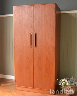 アンティーク家具 アンティークのキャビネット 北欧インテリアにピッタリな、G-PLANのヴィンテージワードローブ(2枚扉)