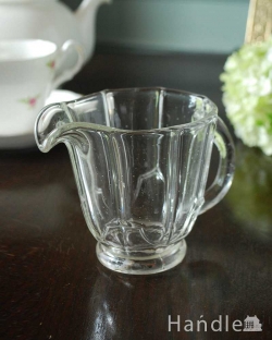 アンティーク雑貨 アンティーク 雑貨のガラス小物 アンティーク プレスドグラス 、ティータイムが楽しくなるガラスのミルクポット