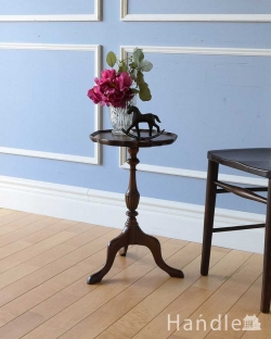 アンティーク家具 アンティークのテーブル 天板の色と木目が美しいアンティークワインテーブル(オケージョナルテーブル)