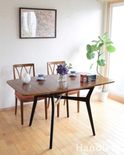 アンティーク家具 アンティークのテーブル 北欧ヴィンテージのバタフライテーブル、G-planのかっこいい伸張式ダイニングテーブル