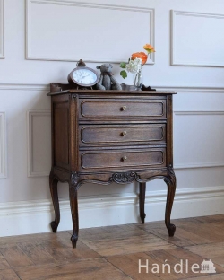 アンティーク家具 アンティークのチェスト フランスのアンティーク家具、珍しい扉付きのベッドサイドチェスト