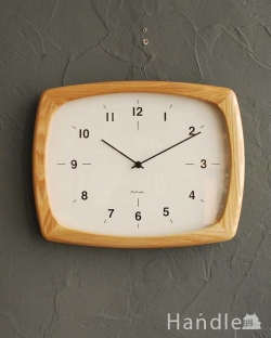 インテリア雑貨 時計 壁掛け ほっこりとした優しい雰囲気の天然木時計（掛け時計）