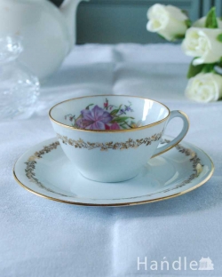 アンティーク雑貨 アンティーク食器 フランスで見つけた優雅な花束の模様が美しいリモージュのアンティークカップ＆ソーサー 