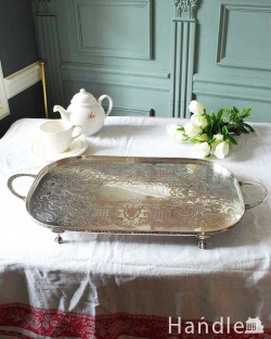 アンティーク雑貨  英国の銀雑貨、お花模様が華やかなアンティークシルバープレートのトレイ