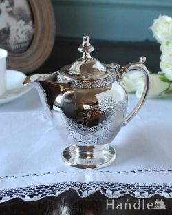 アンティーク雑貨 英国アンティークシルバープレート、フタ付きのミルクポット